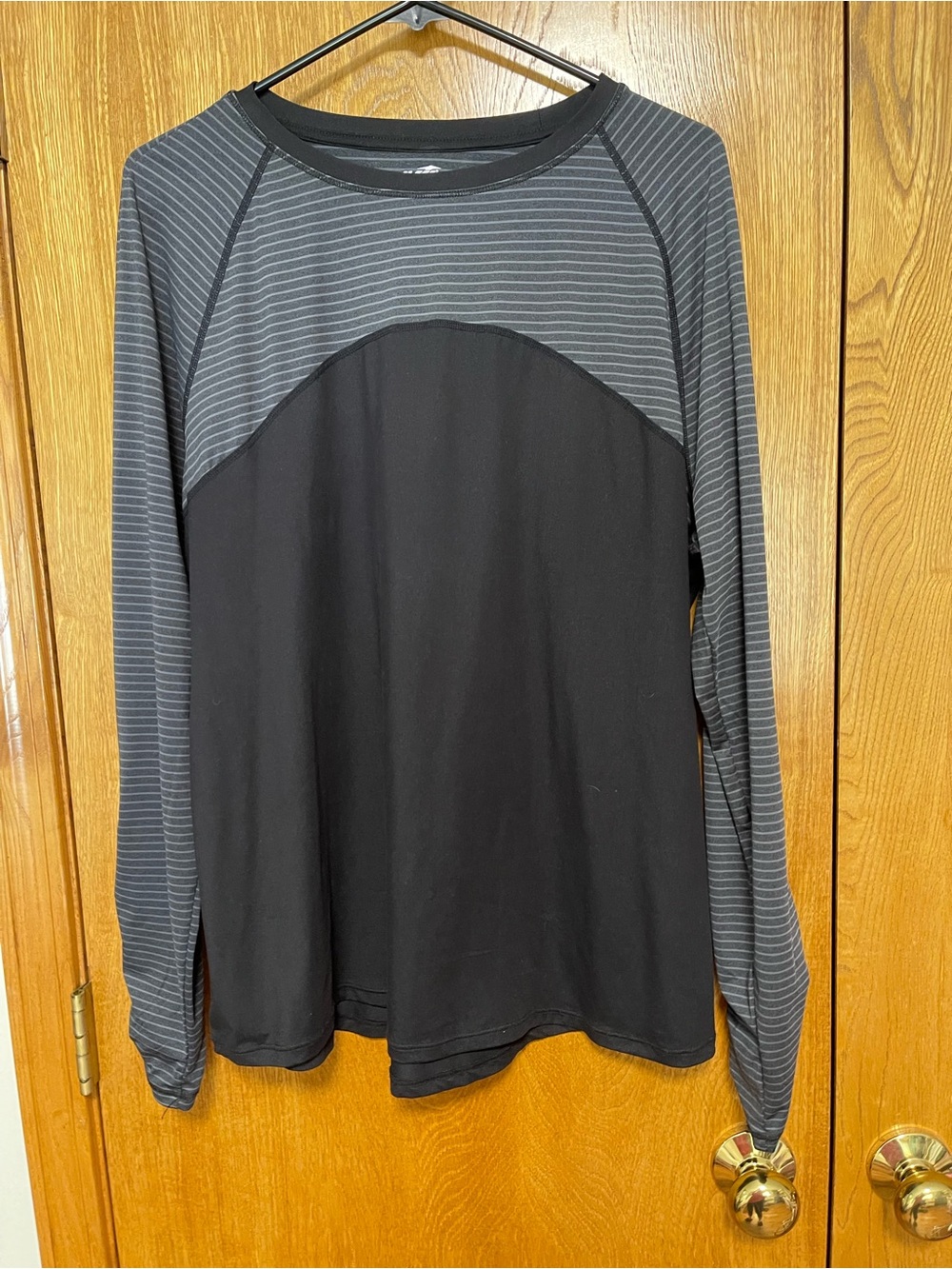 Avia Men's Black and Charcoal Long-Sleeve Performance Top